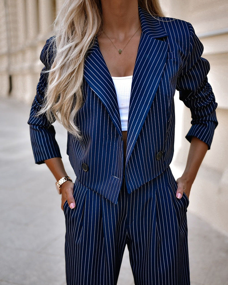 Conjunto Mujer Rayas – Top Crop Solapa y Pantalón Recto