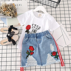 Conjunto Niña Verano - Camiseta Blanca y Falda Vaquera