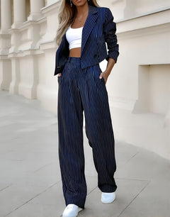 Conjunto Mujer Rayas – Top Crop Solapa y Pantalón Recto